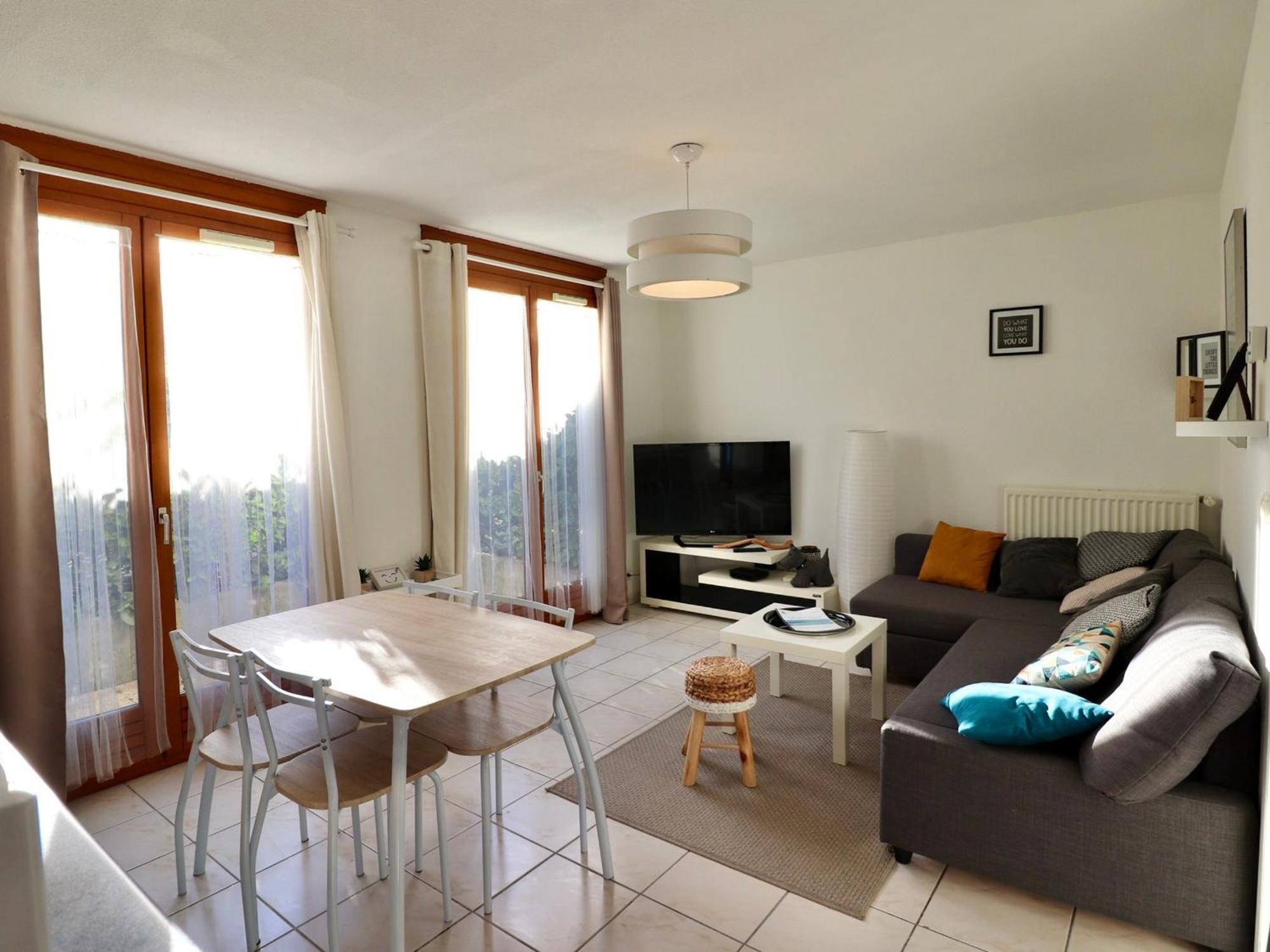 T1 Confortable A 2 Pas Du Centre D'Annecy Avec Parking Et Terrasse - Fr-1-432-44 외부 사진