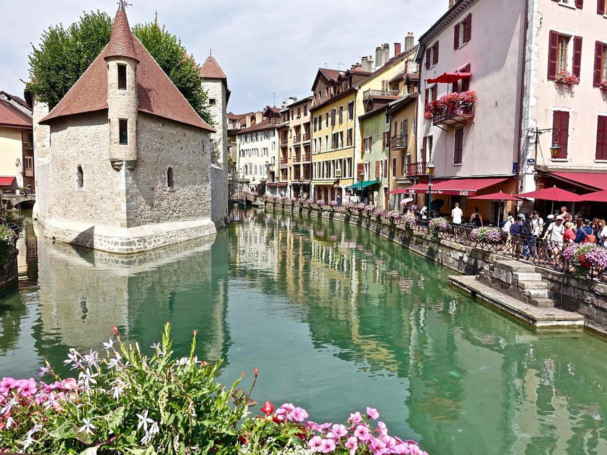 T1 Confortable A 2 Pas Du Centre D'Annecy Avec Parking Et Terrasse - Fr-1-432-44 외부 사진